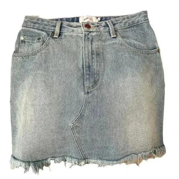 MPD Womens Light Wash Denim Skirt Size M Jean Skirt Raw Hem. - Picture 3 of 5